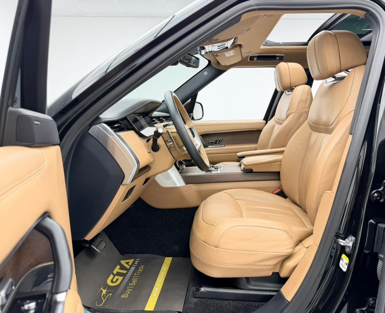 لاند روفر رينج روفر 2023 Land Rover Range Rover HSE P400, 11/2028 Range Rover Warranty + Service Contract, Full Service 