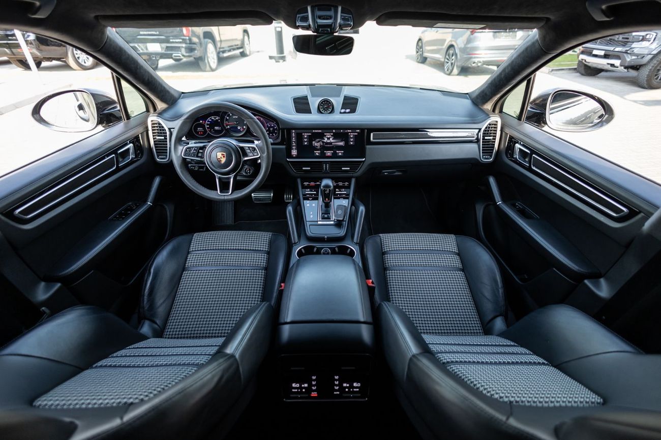 Porsche Cayenne GTS 4.0L (460 HP)