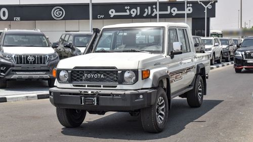 Toyota Land Cruiser Pick Up 4.0l - AT - Fog Lamp - Winch - Alloy Wheel - Snorkel - Leather Seats - Central Lock - Power Window
