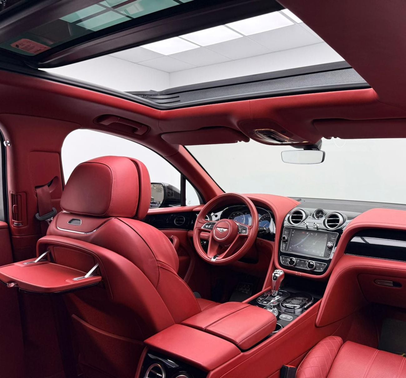 Bentley Bentayga 2017 Bentley Bentayga W12, Full Service History, Excellent Condition, GCC