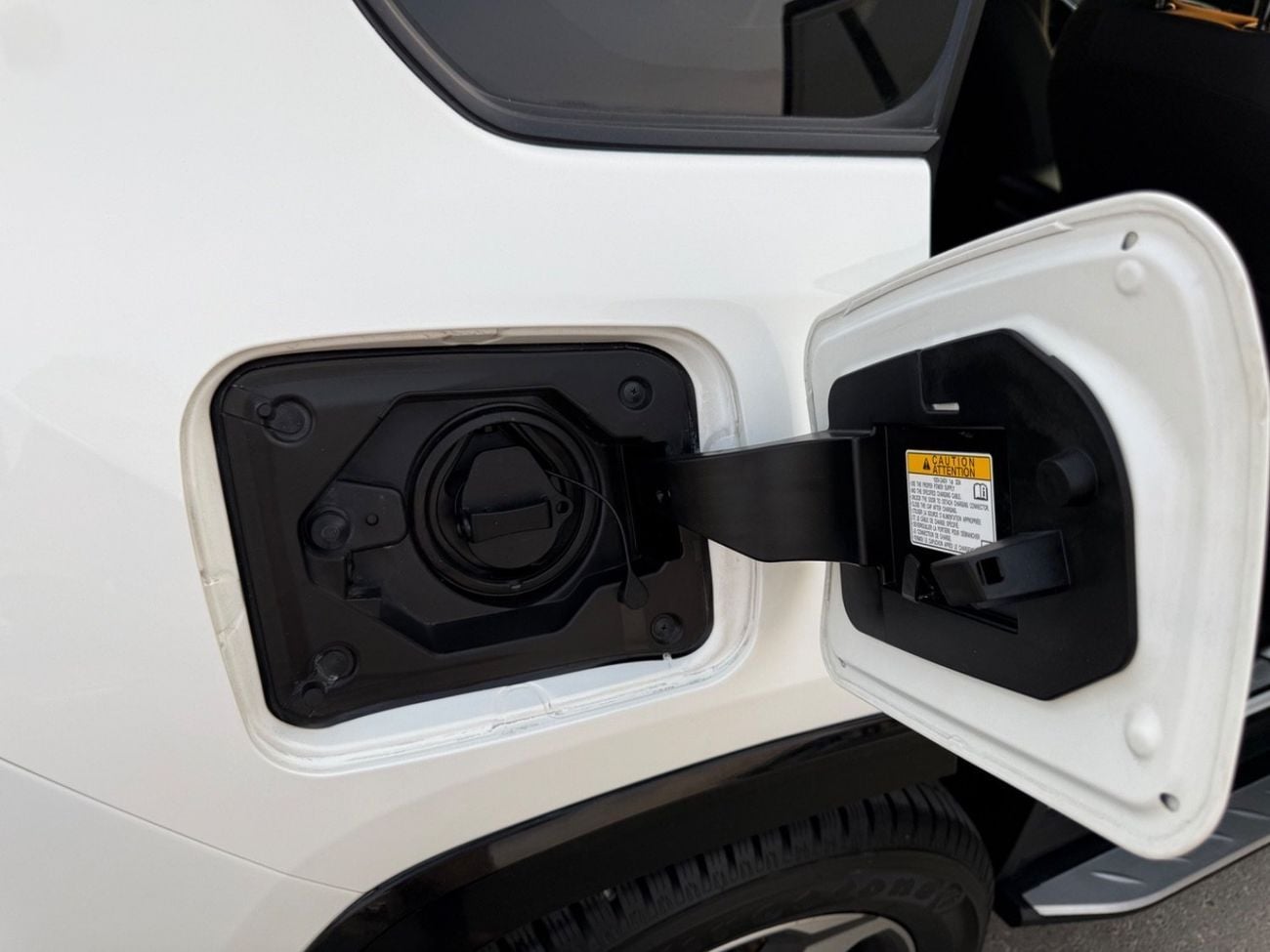 Toyota RAV4 VXR HEV 2.5L (219 HP) AWD 2021 VXR HEV SE PRIME HYBRID +ELECTRIC (219 HP) AWD CANADA SPEC