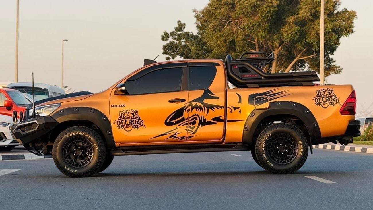 Toyota Hilux 2019 | 2.8L DIESEL | AT | RHD | HEAVY BULL BAR WITH LED KIGHTS | ROOF MOUNTED LED LIGHTS | HAMMER 4X