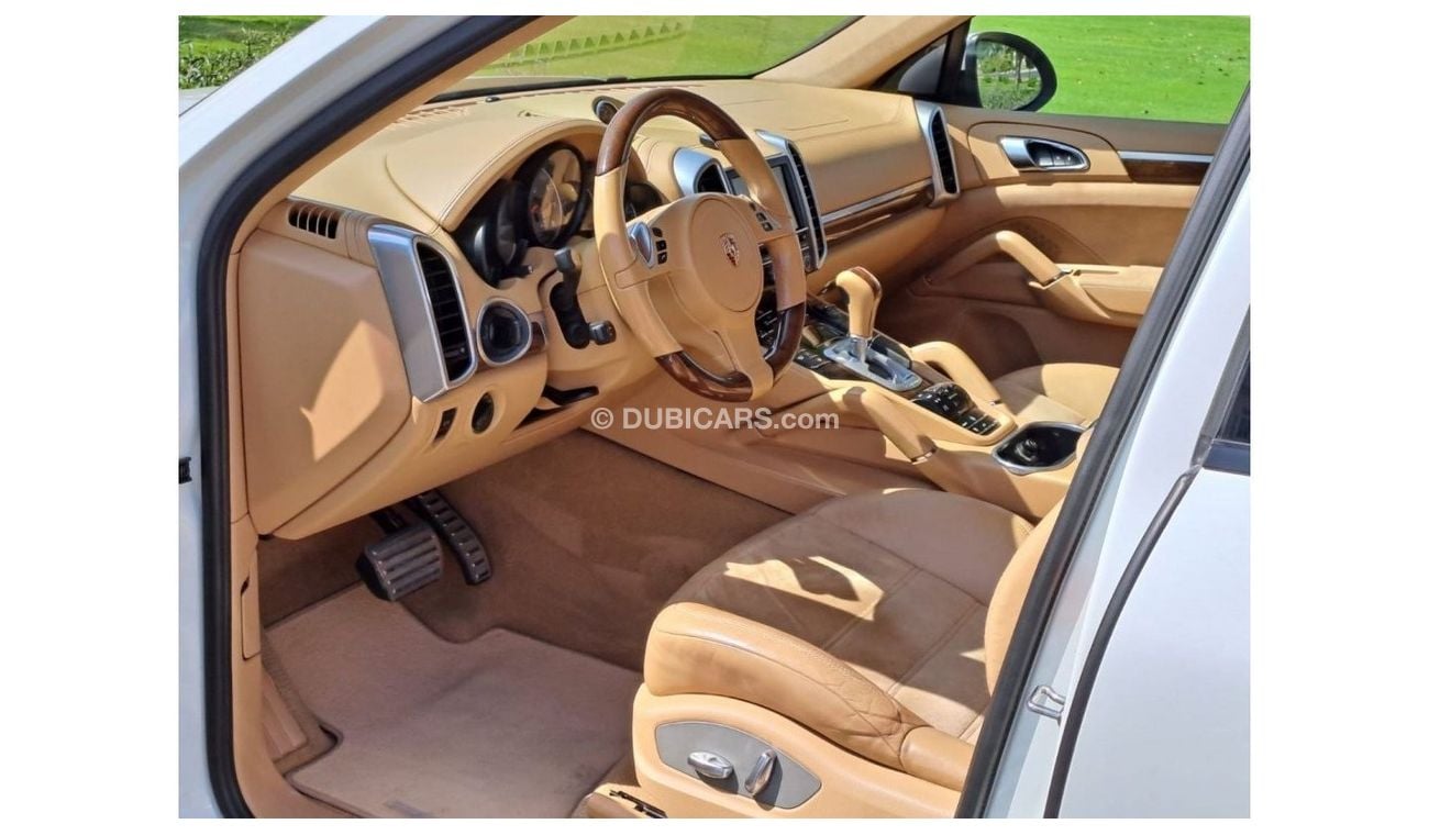 Porsche Cayenne 2013 GCC ACCIDENT FREE
