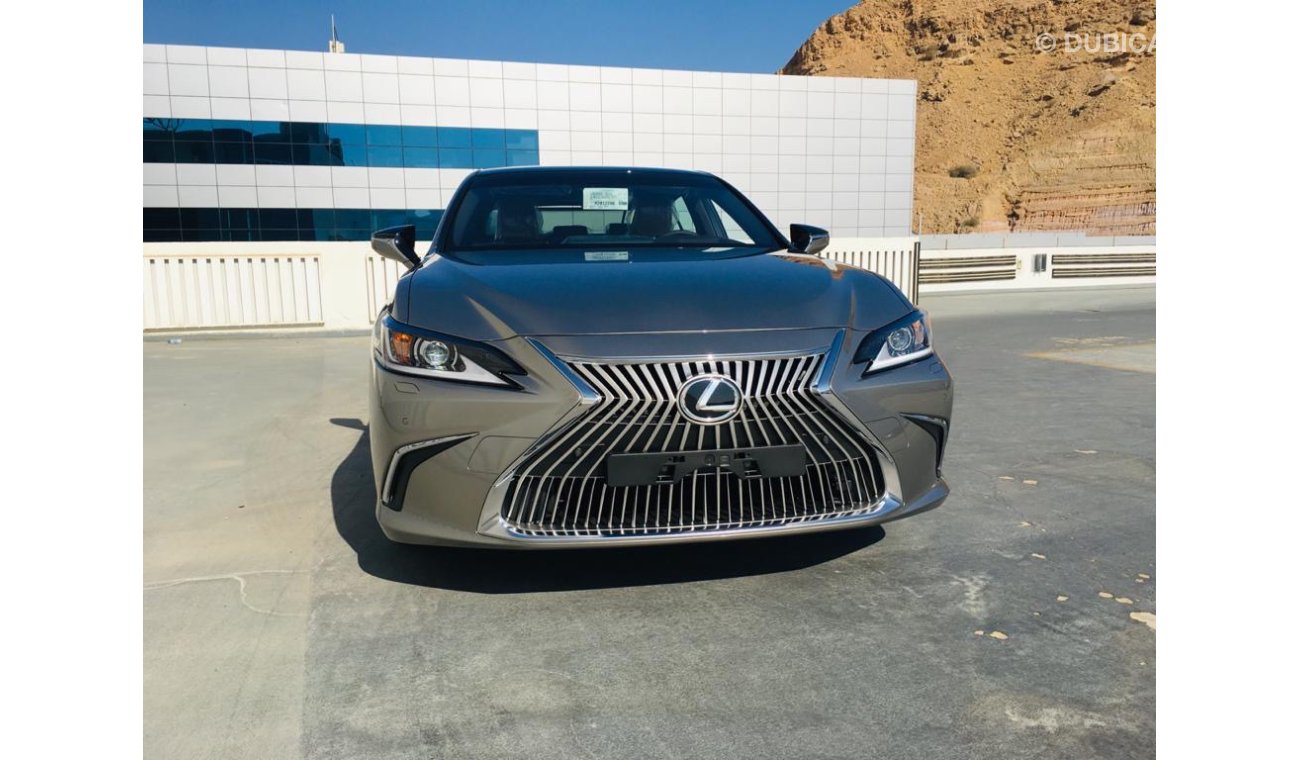 Lexus ES350 Model 2021 Panorama / BlindSpot ( Warranty 4 Years / 100,000 K.M ) HOME DELIVER