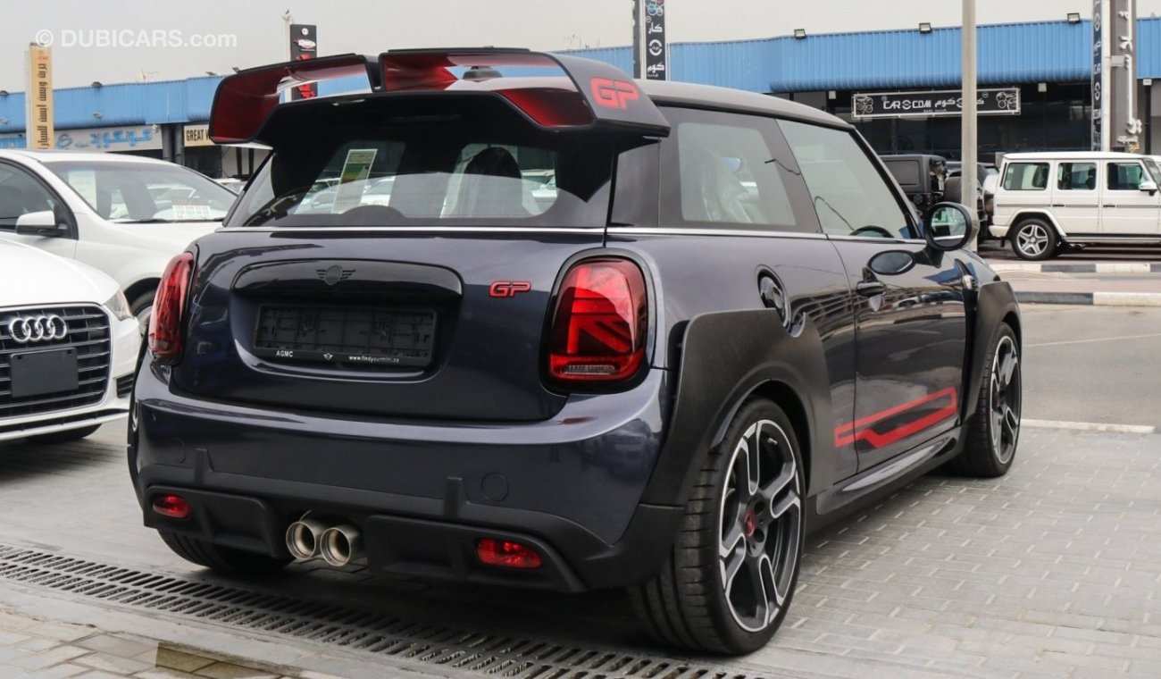 Mini John Cooper Works GP No.1400 out 3000