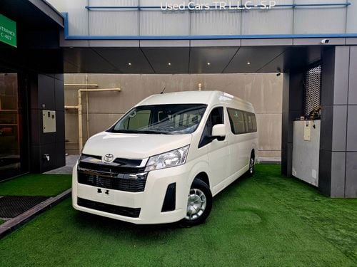 Toyota Hiace PASSENGER PATROL/ 3.5L V6 MANUAL/ LOW MILEAGE