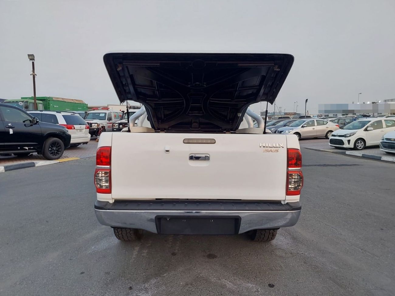 Toyota Hilux TOYOTA HILUX PICKUP RHD 2014 MODEL 3.0 L DIESEL AUTOMATIC(PM37634)
