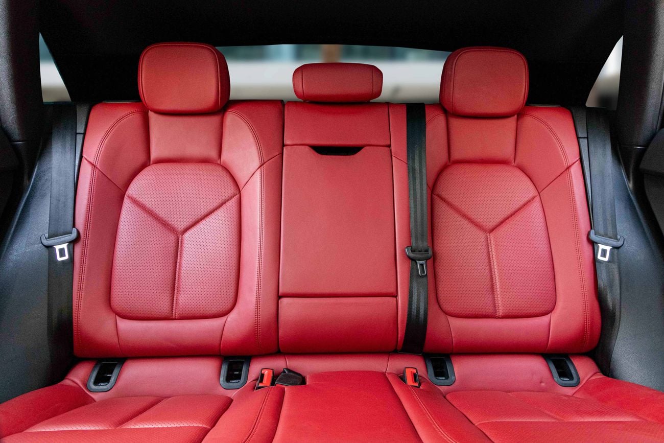 بورش ماكان Macan S | Service History | 2,830 P.M | 0% Downpayment | Porsche Service History!