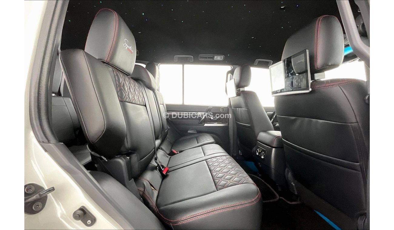 ميتسوبيشي باجيرو Signature Edition