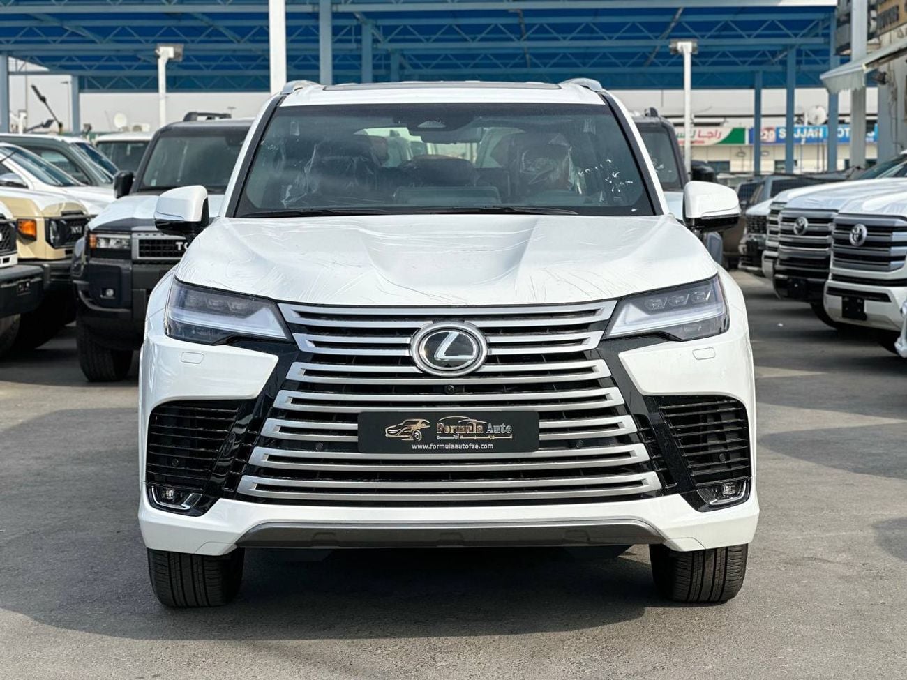 Lexus LX 700h Urban Signature 3.5L HEV A/T // 2026 // Full With Radar & Head Up Disable , 360 Camera , Wireless Ch