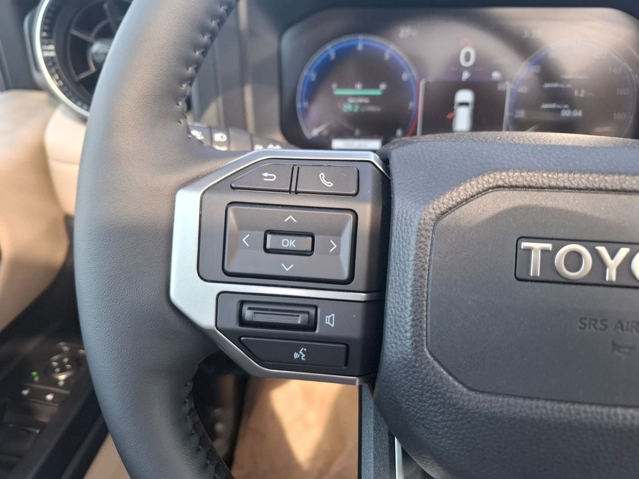 تويوتا برادو Toyota Prado 2.4 Luxury Full option GCC 2026