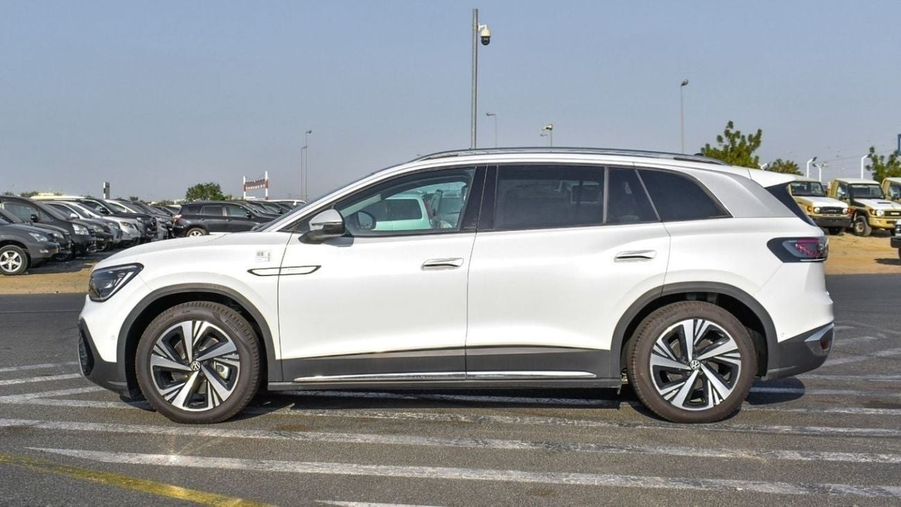 Volkswagen ID.6 VOLKSWAGEN_ID.6_CROZZ_PRO_2022_FULL_OPTIONS_7SEATS_360_FIXED_PANORAMIC_HUD