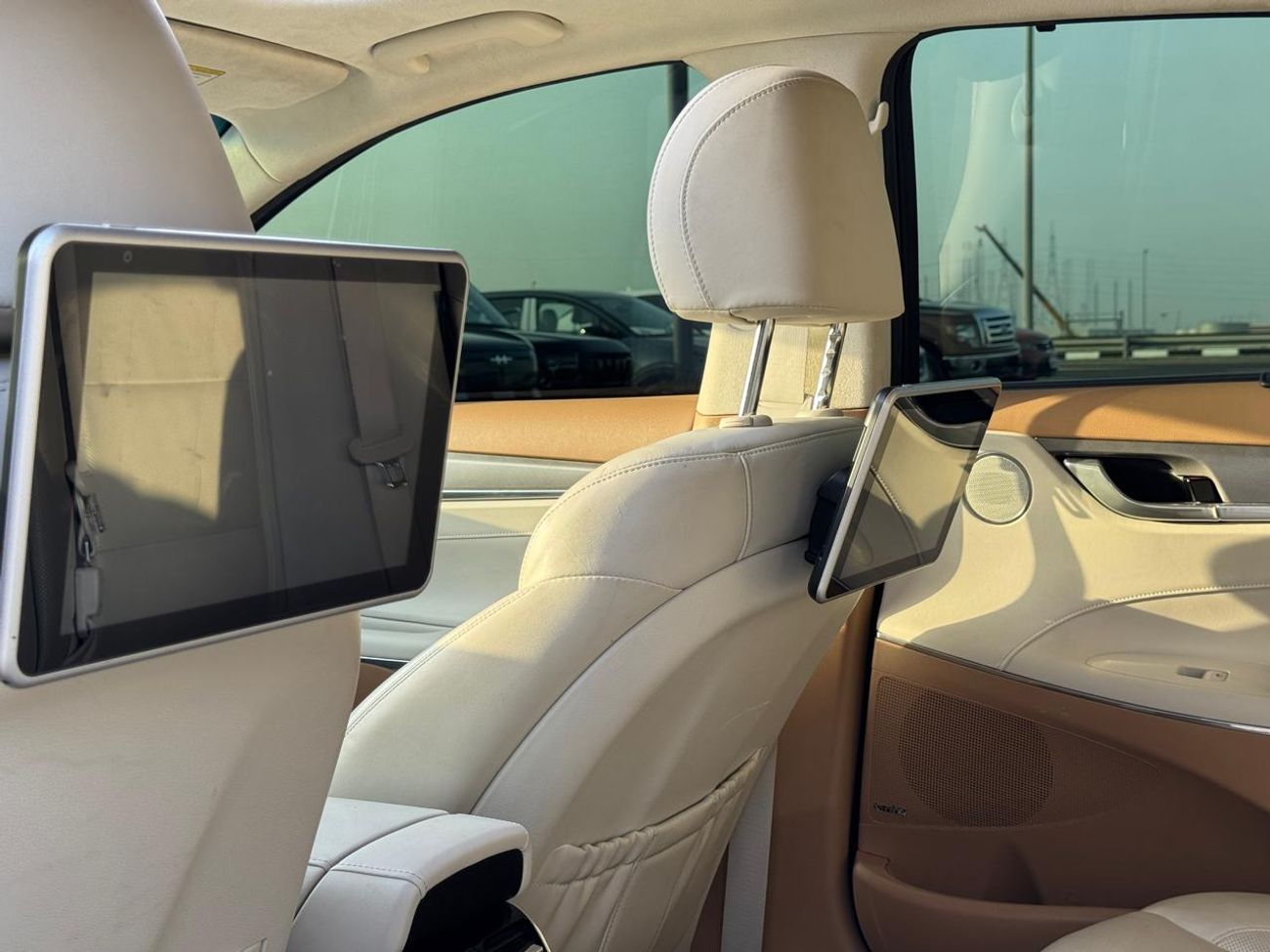 هيونداي أزيرا