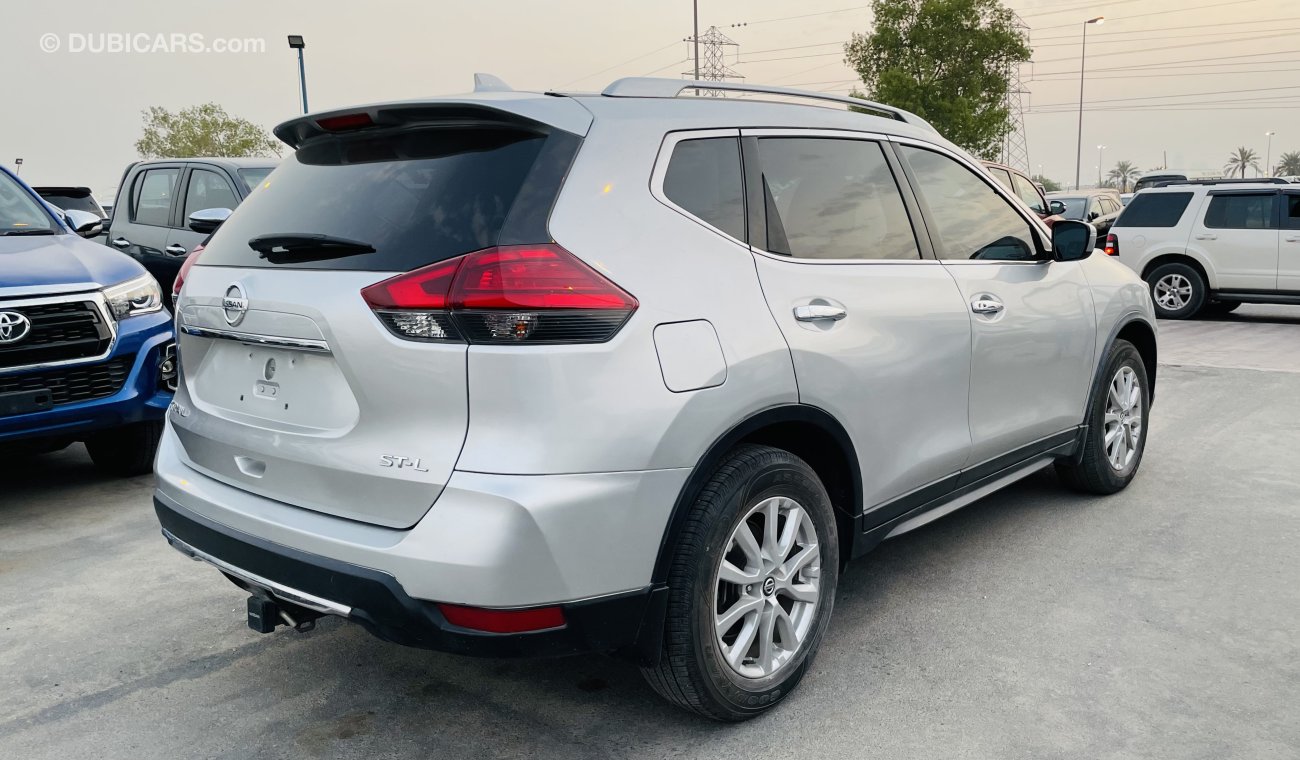 Used Nissan XTrail 7 seater right hand full option Immaculate condition 2018 for sale in Dubai