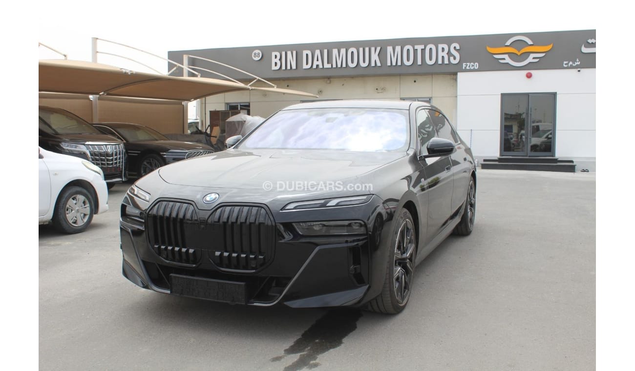 بي أم دبليو i7 BMW I7 M60 FULL ELECTRIC 2023 MODEL 520 RANGE