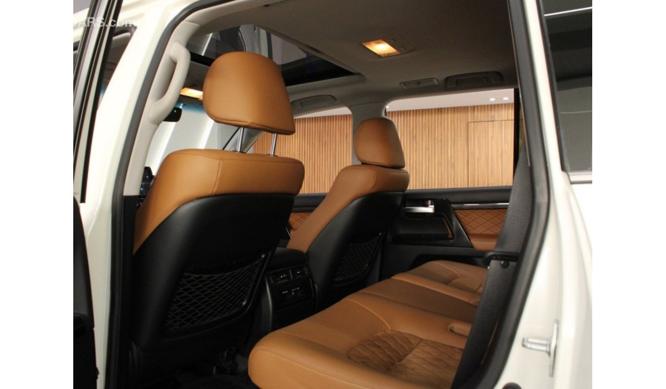 Toyota Land Cruiser Grand touring V6