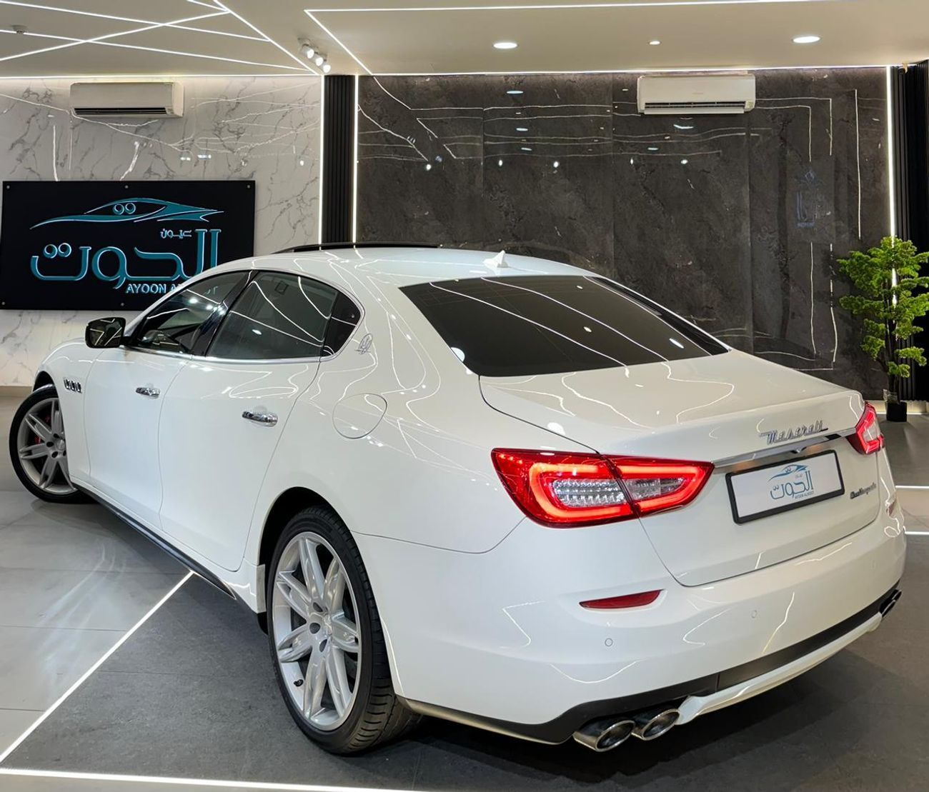 مازيراتي كواتروبورتي S Q4 3.0L (530 HP) SPECIAL MASERATI QUATTROPORTE S V6 ENGINE || GCC SPECS || ACCIDENT FREE || TOP OF