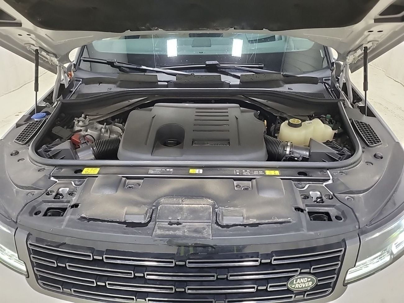 Land Rover Range Rover Sport DYNAMIC SE P400