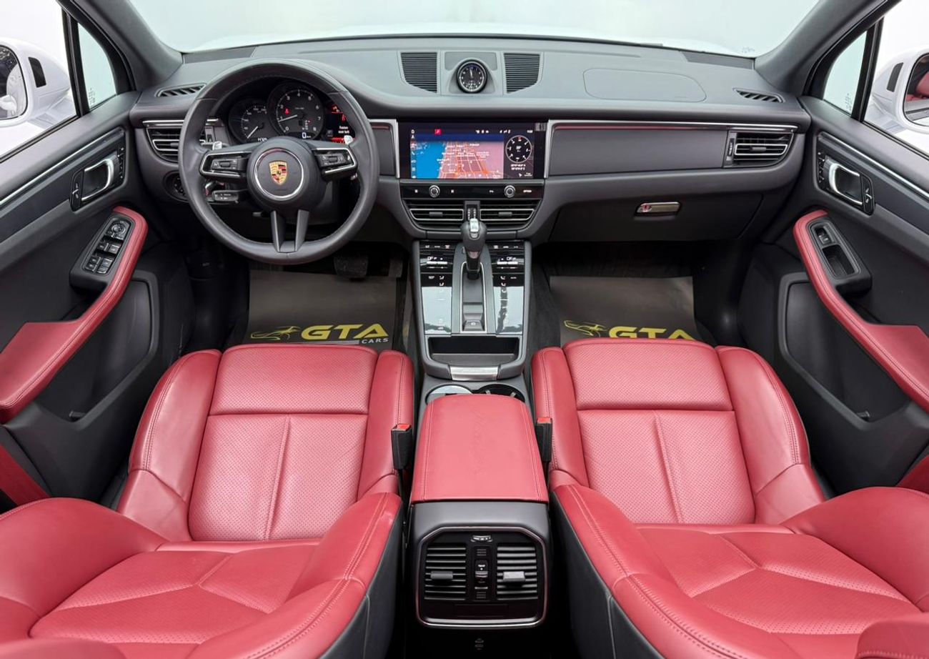 Porsche Macan Std 2.0L (252 HP) 2024 Porsche Macan, 2026 Porsche Warranty, Full Porsche Service History, Very Low 