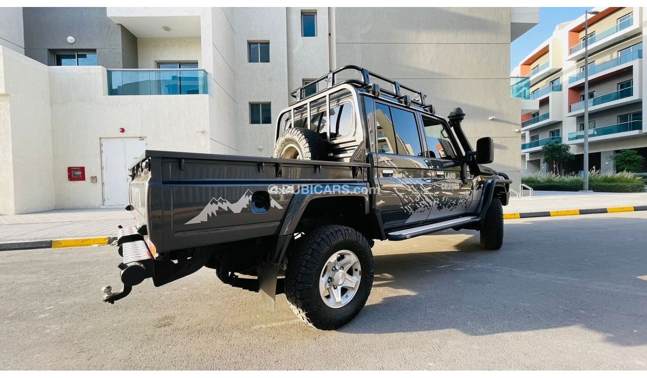 Toyota Land Cruiser 70 2016 4x4 Diesel V8 Manual 4.5L Off-Road Tires Premium Condition