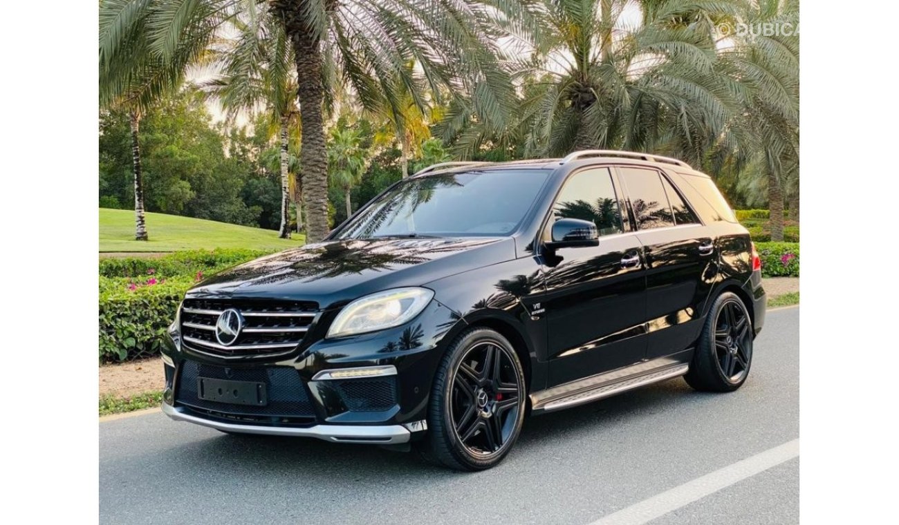 مرسيدس بنز ML 63 AMG Std مرسيدس بنز ML63 خليجي فل ابشن كاريون فايبر بحاله ممتازه