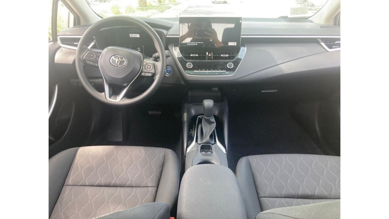 تويوتا كورولا TOYOTA COROLLA 1.8 HYBRID MY2024