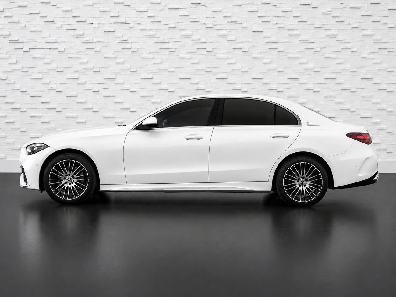 Mercedes Benz C260L STD (NON GCC)