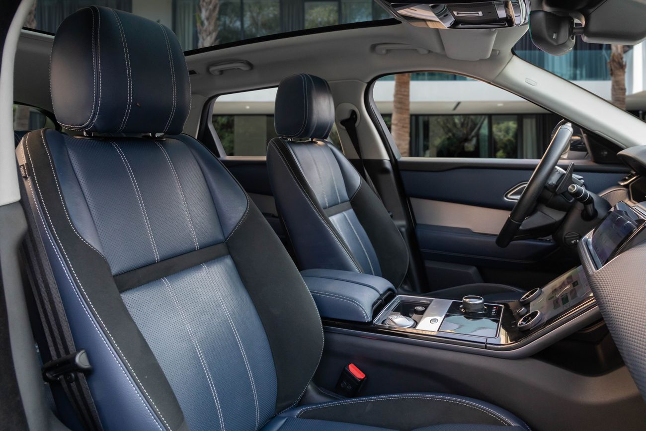 Land Rover Range Rover Velar Range Rover Velar R-Dynamic | 3,134 P.M | 0% Downpayment | Warranty!