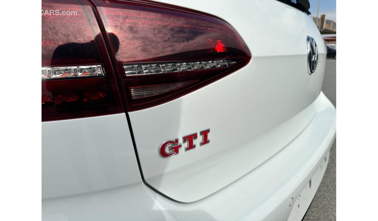 فولكس واجن جولف GTi كلابسبورت