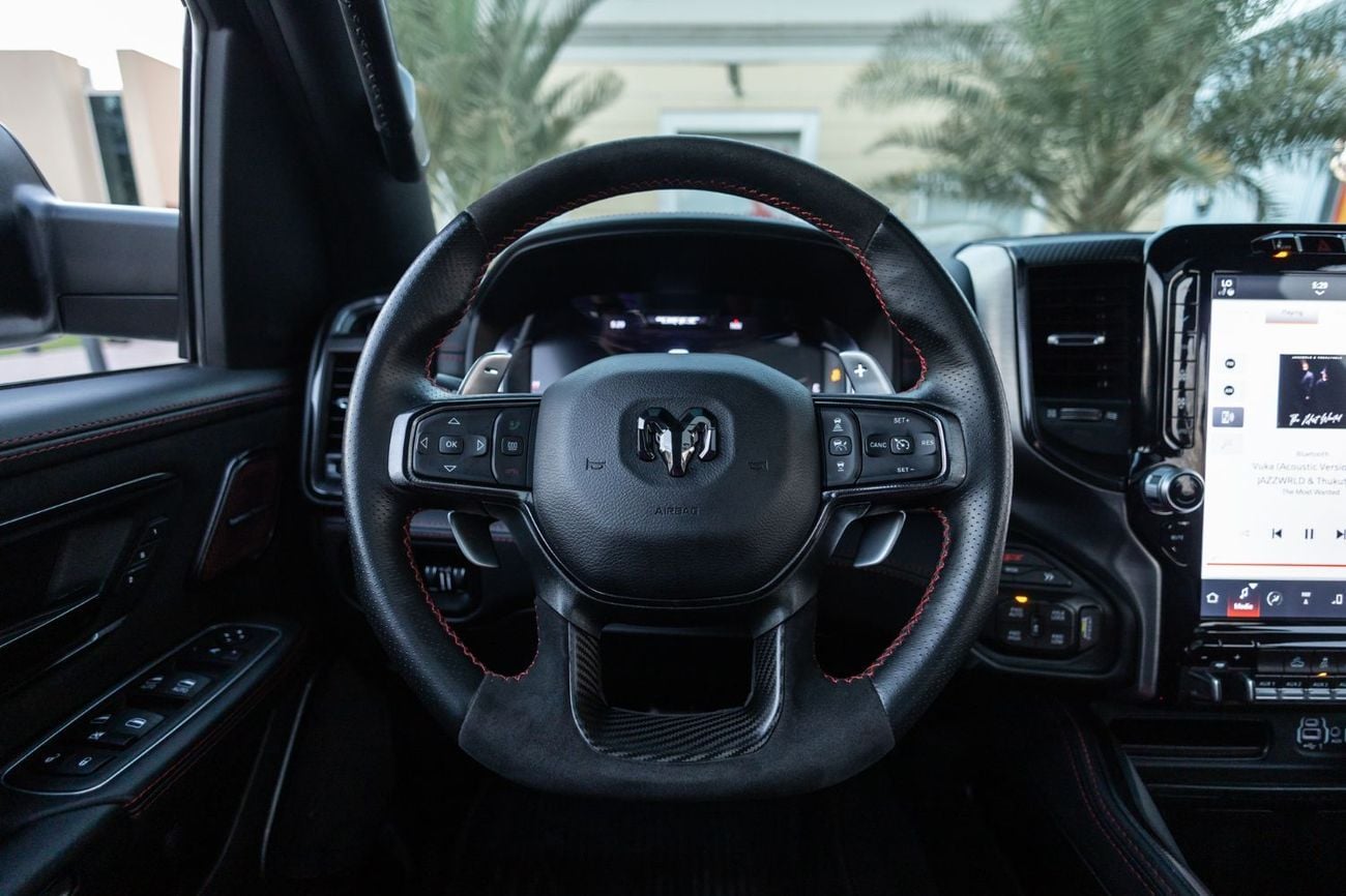 رام 1500 TRX 6.2L (5 Seater)