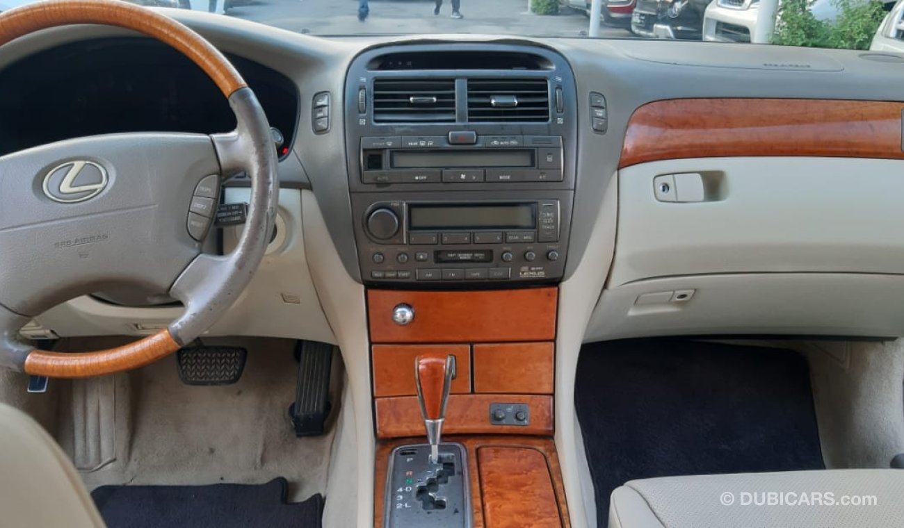 Lexus LS 430 American import - number one - manhole - leather - wood - alloy wheels - sensors - control - cruise