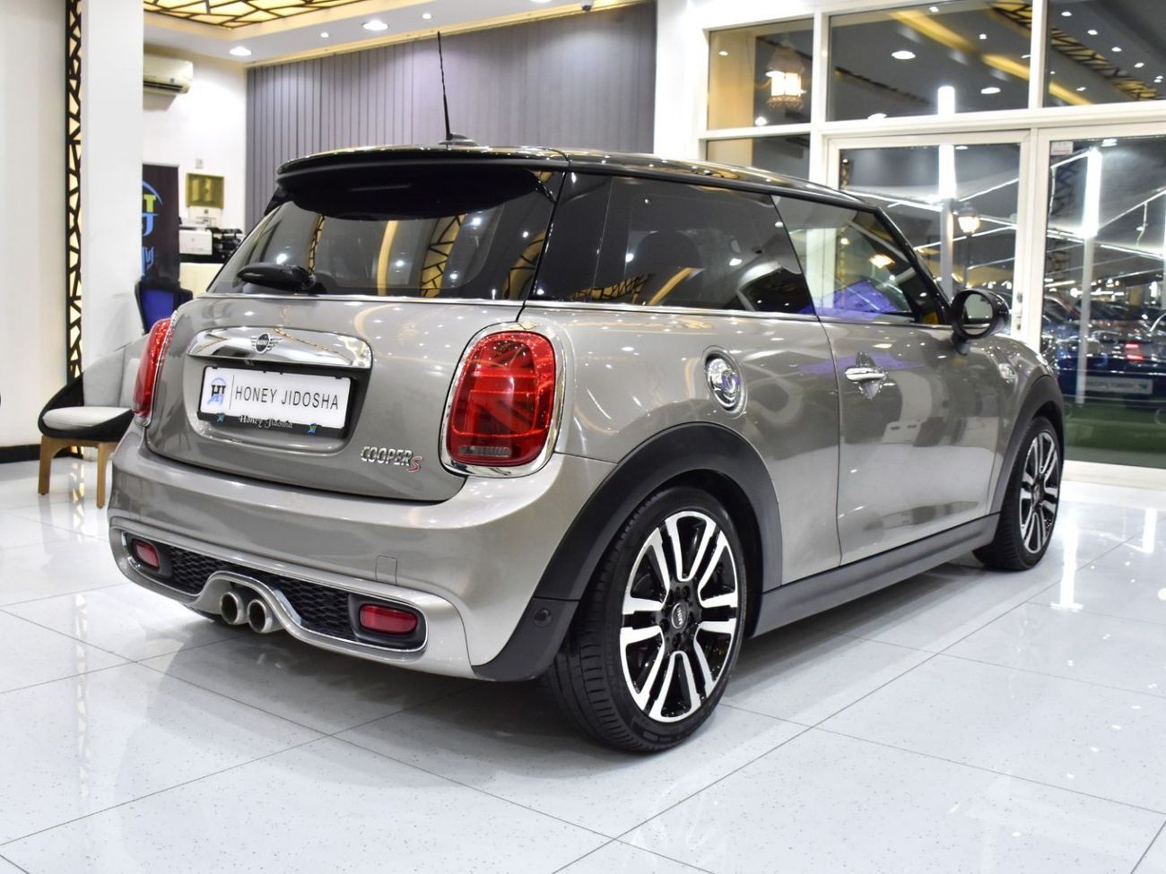 ميني كوبر إس EXCELLENT DEAL for our Mini Cooper S ( 2019 Model ) in Brown Color GCC Specs