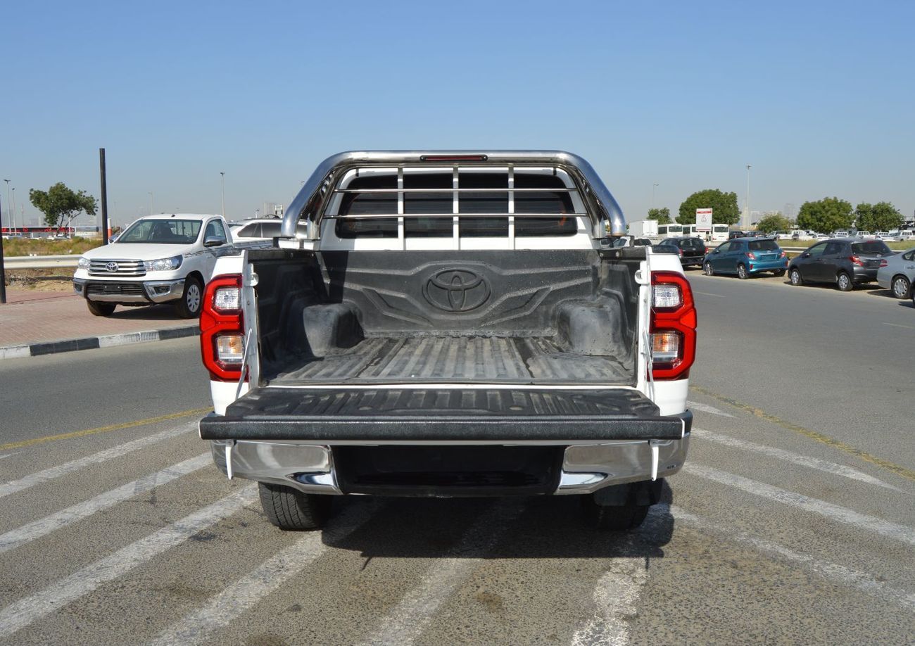 تويوتا هيلوكس DLS Double Cabin  Right Hand Drive  Year: 2020 Engine:  2.8L/ V4