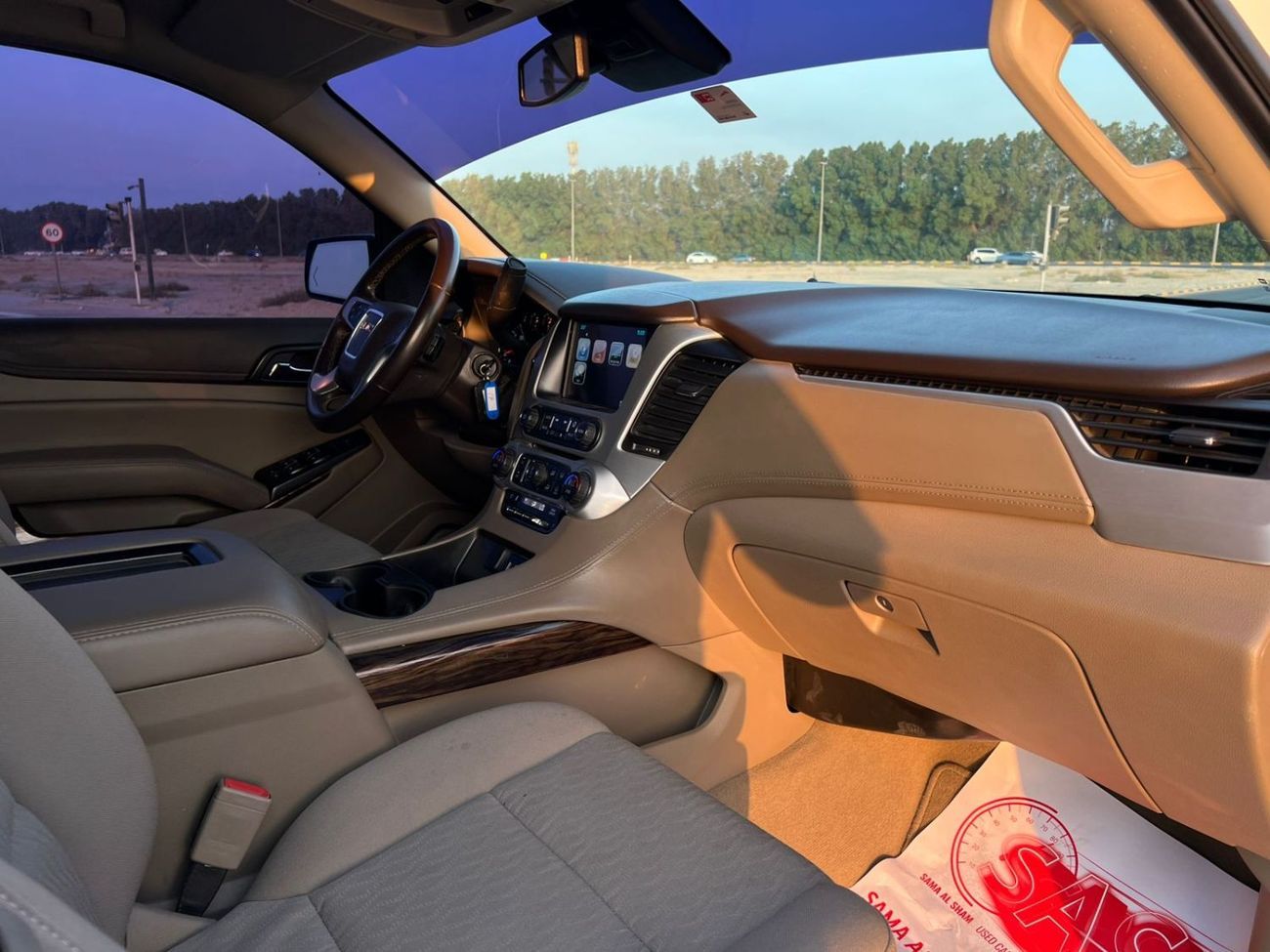 جي أم سي يوكون SLE 5.3L 4WD (8 Seater)