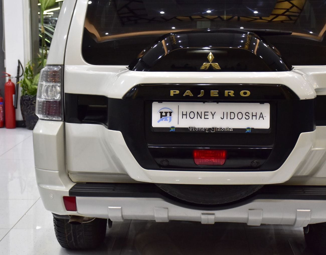 Mitsubishi Pajero GLS H/L ROCKFORD PLATINUM EXCELLENT DEAL for our Mitsubishi Pajero GLS ( 2020 Model ) in White Color