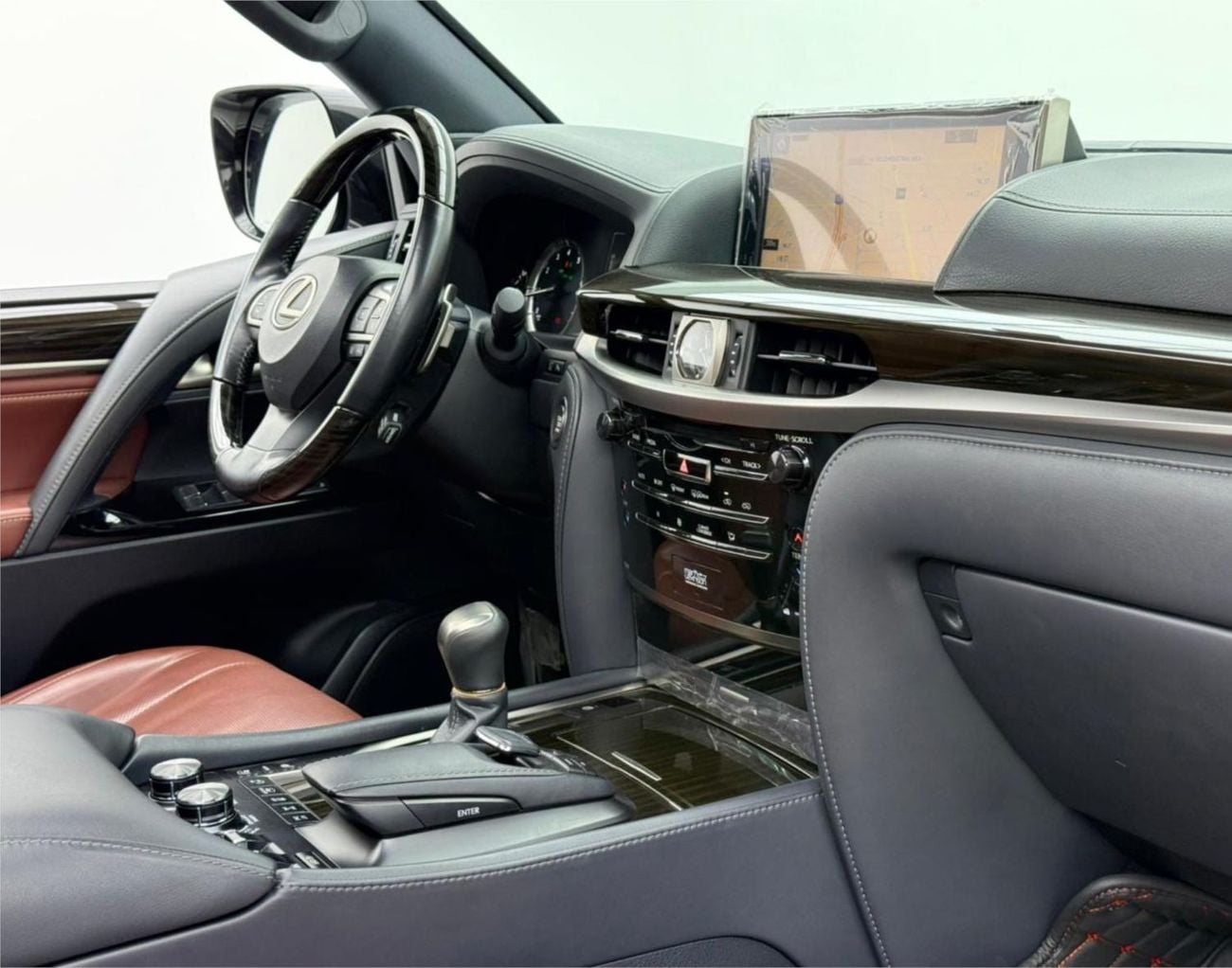 لكزس LX 570 SIGNATURE 2020 Lexus LX 570 Signature, Auto Guard Warranty, Full Service History, GCC