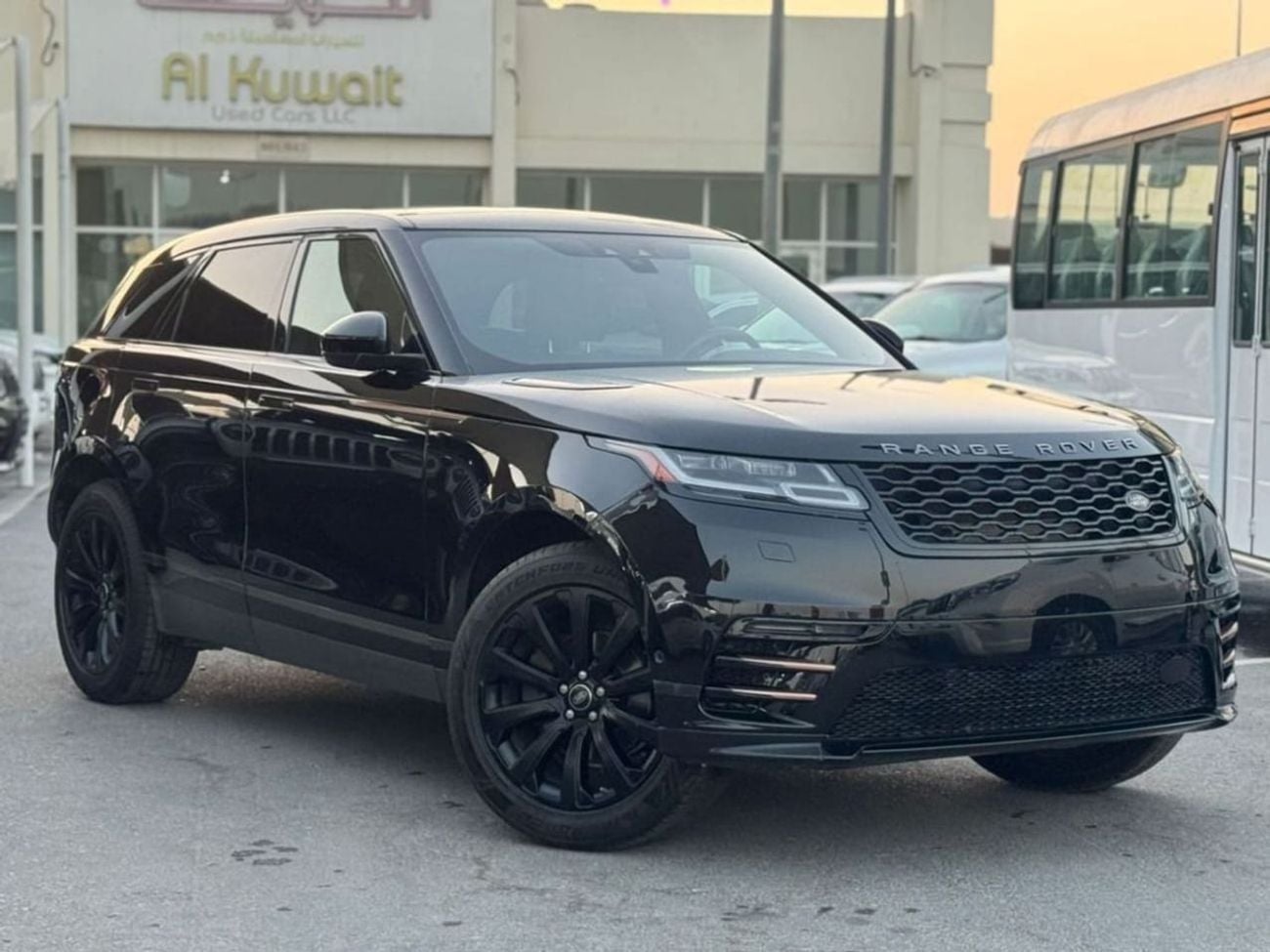 Land Rover Range Rover Velar R-DYNAMIC HSE 2.0L 2018