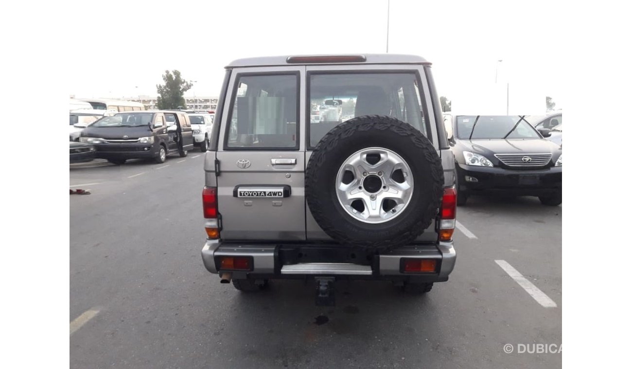 Toyota Land Cruiser (Stock no PM32)