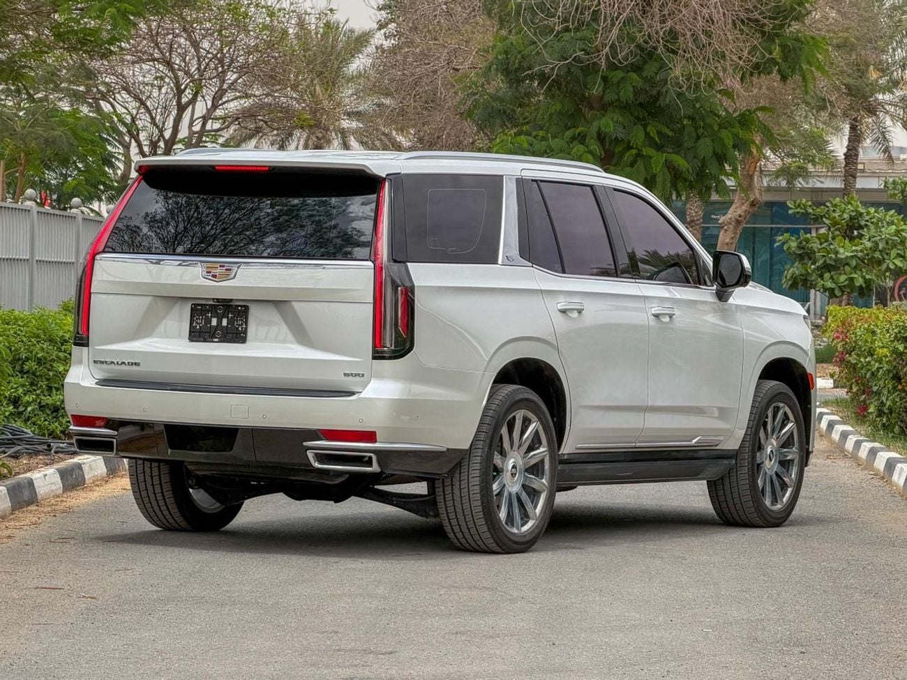 كاديلاك إسكالاد Sport Platinum 6.2L 4WD