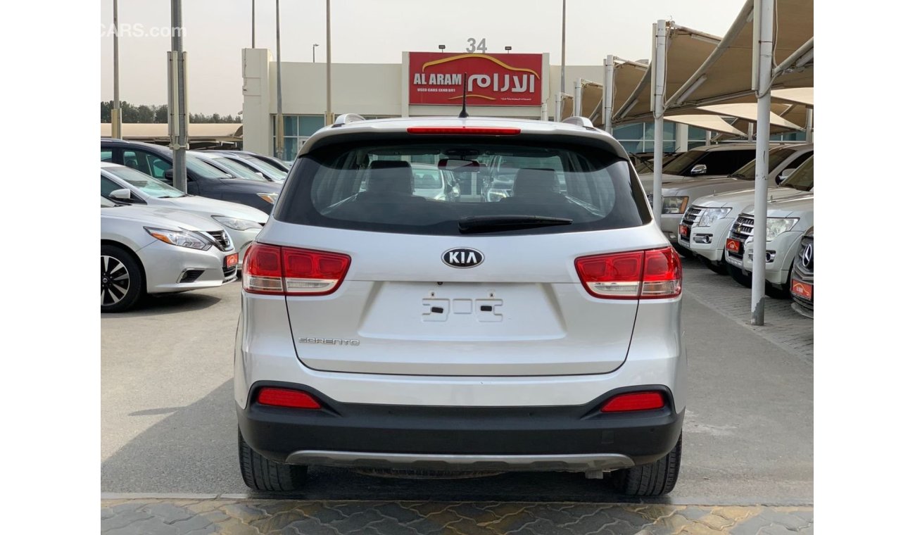 Kia Sorento V4 7 SEATS Ref# 617