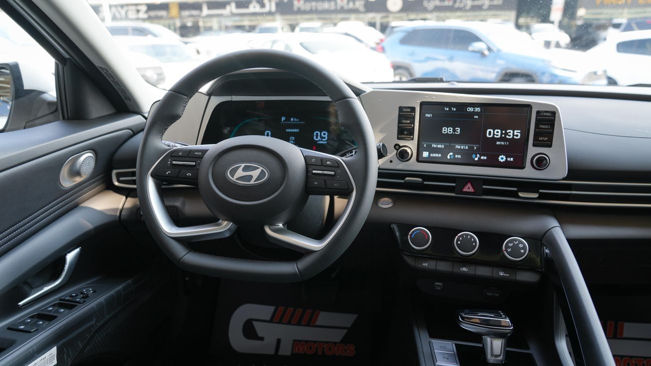 هيونداي إلانترا