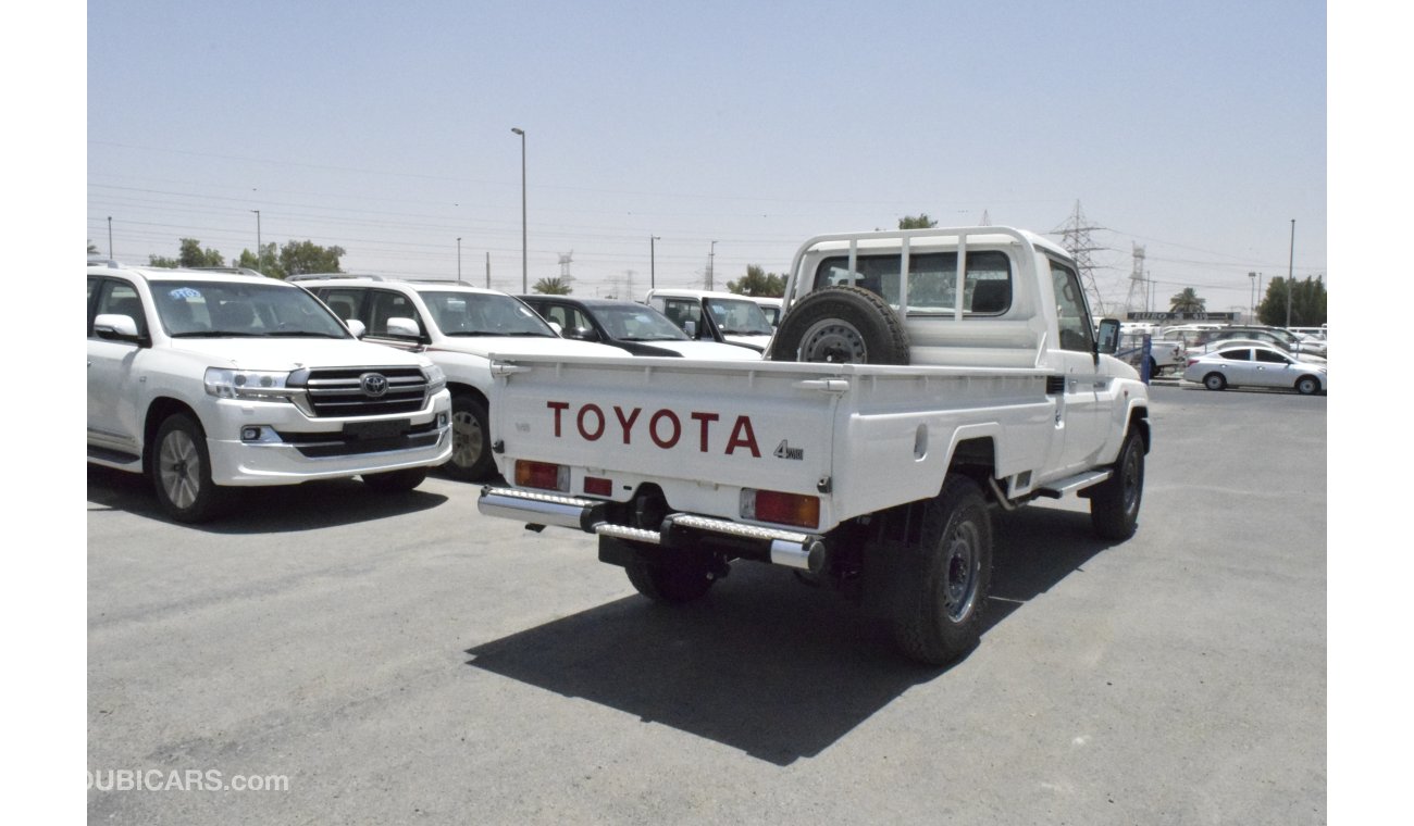 Toyota Land Cruiser Pick Up SINGLE CABIN V-6 4.0 L ENGINE 2020 MODEL  PETROL WITH MANUAL TRANSMISSION 4WD  ONLY FOR EXPORT