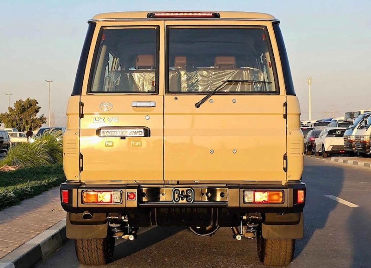 تويوتا لاند كروزر 70 Lx v6