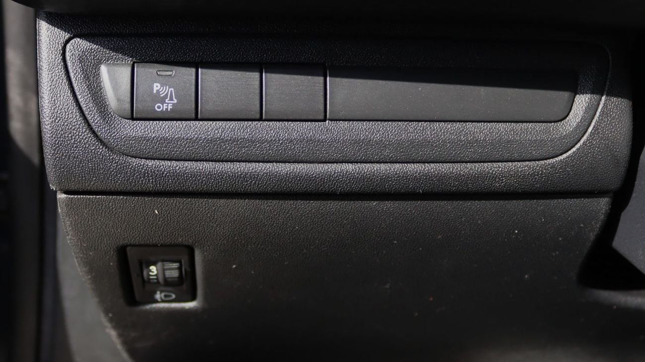 بيجو 308 بيجو 208 - موديل 2018 - خليجى  - بدون حوادث - محرك 1.6 - GT LINE - بحاله ممتازة