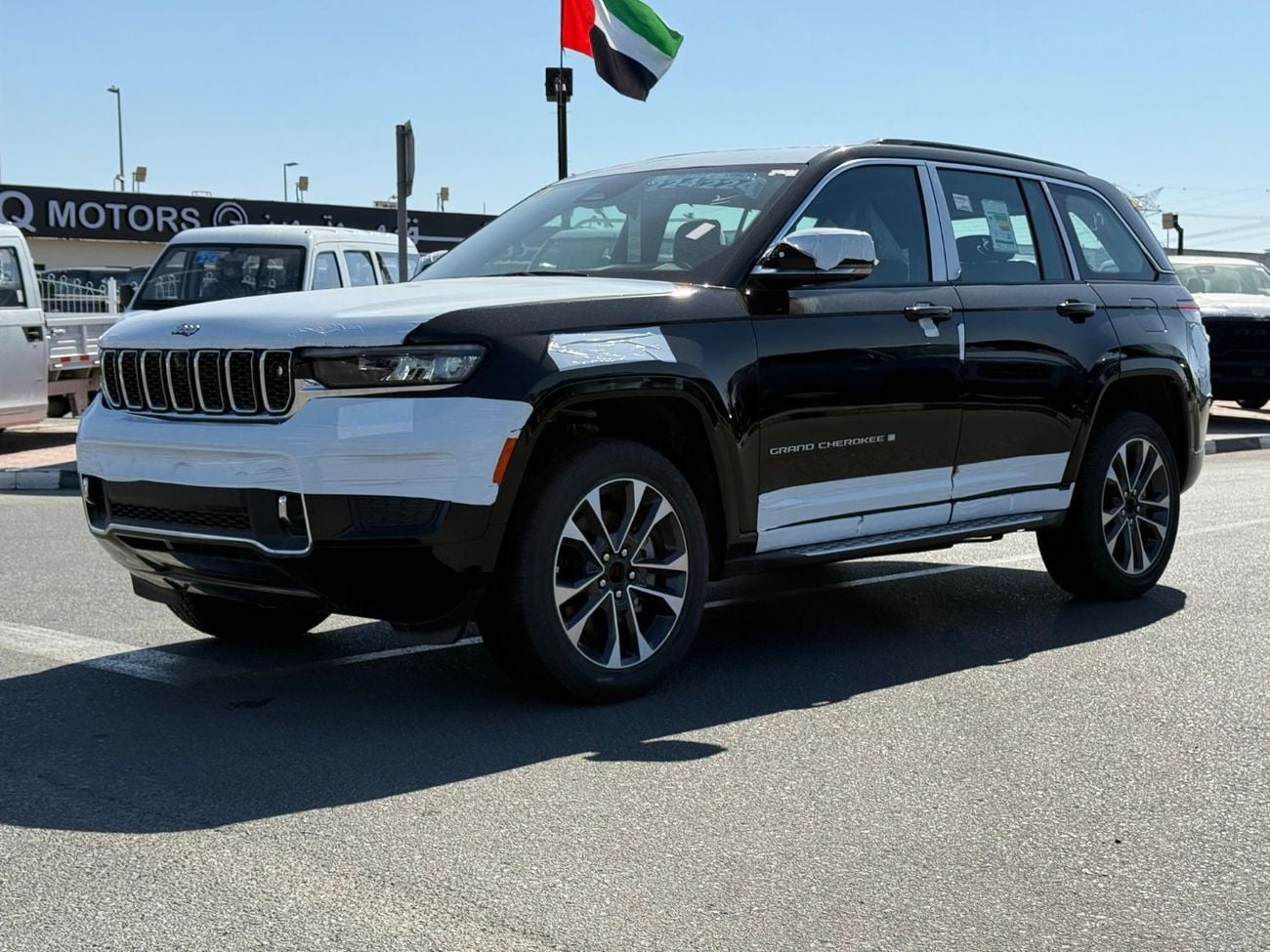 Jeep Grand Cherokee - фото 1