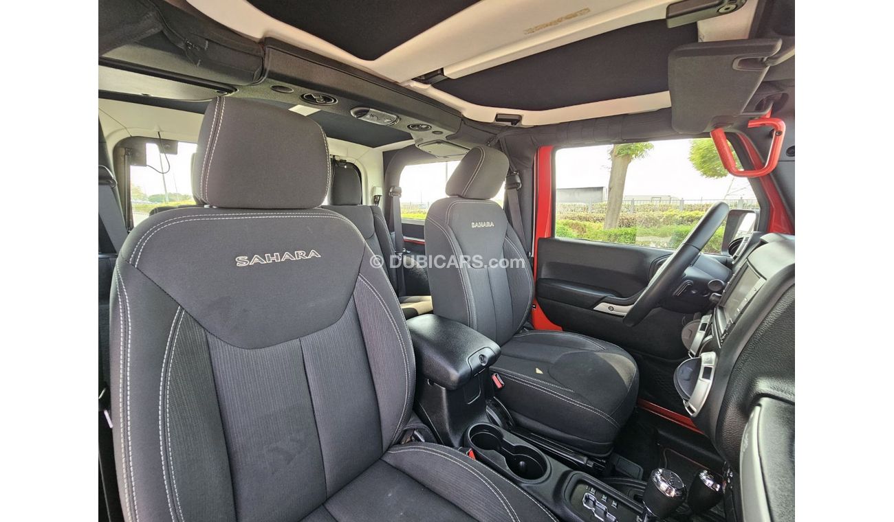 Jeep Wrangler SAHARA 2017 GCC LOW MILEAGE SINGLE OWNER WITH WARRANTY IN MINT CONDITION
