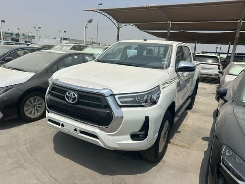 Toyota Hilux S GLX 2.4L AWD A/T GLX 2.4L AWD A/T
