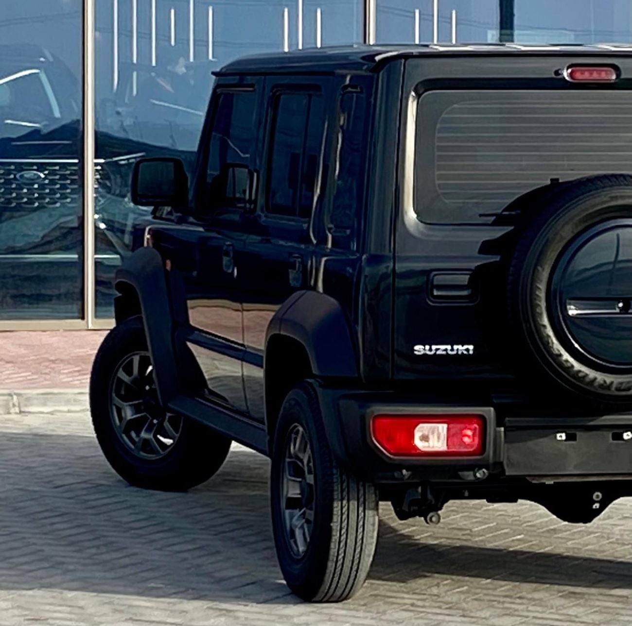 Suzuki Jimny 1.5L GLX (A/T) GLX 1.5L (5-Doors) 1090-MONTHLY | 4WD | GCC | CRUISE I ACCIDEND FREE
