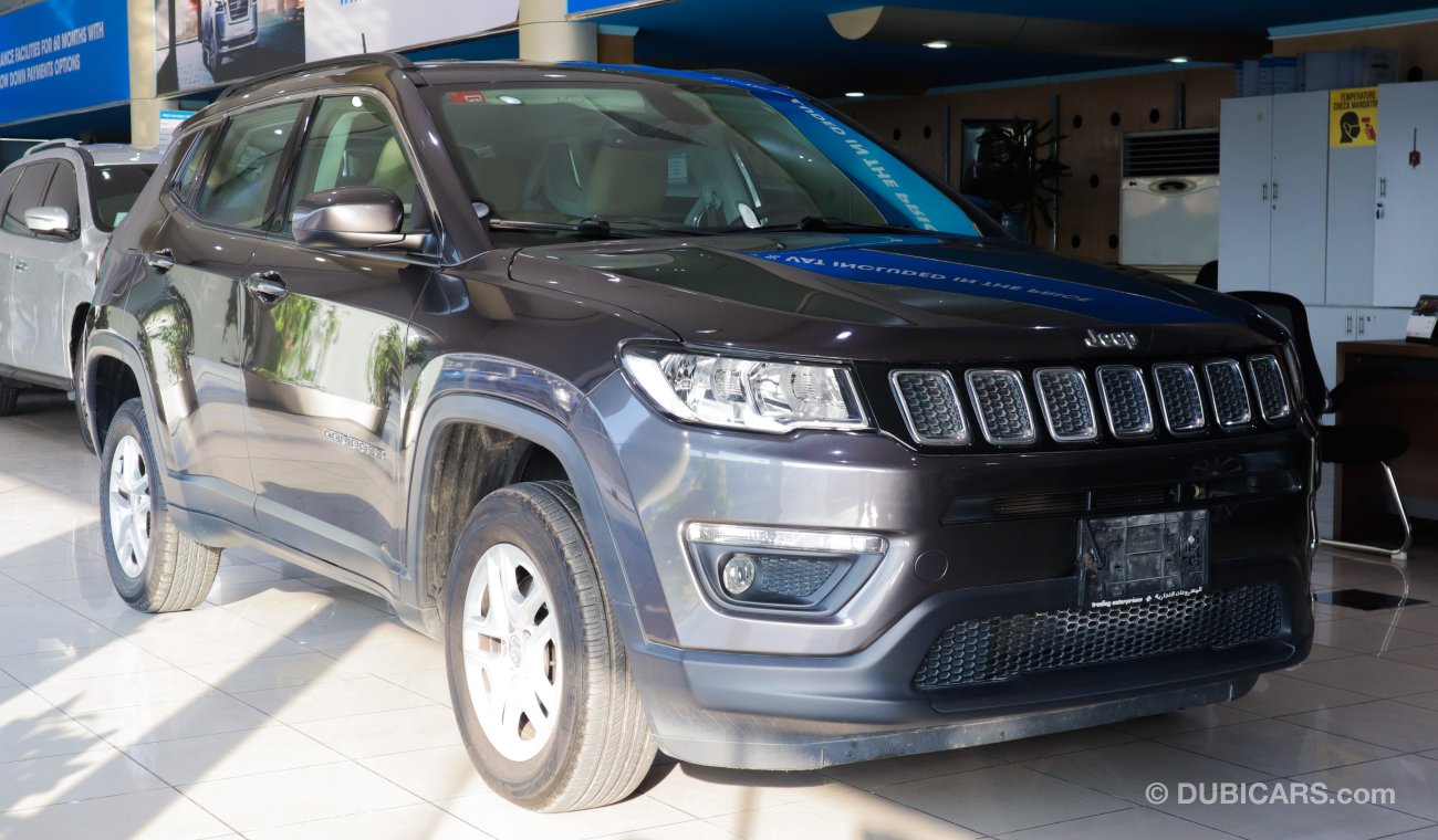 Jeep Compass LONGITUDE 4X4, FULL SERVICE, GCC