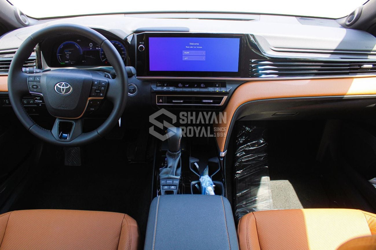 تويوتا كامري LUMIERE 2.5L HYBRID AT FWD AT 2026MY